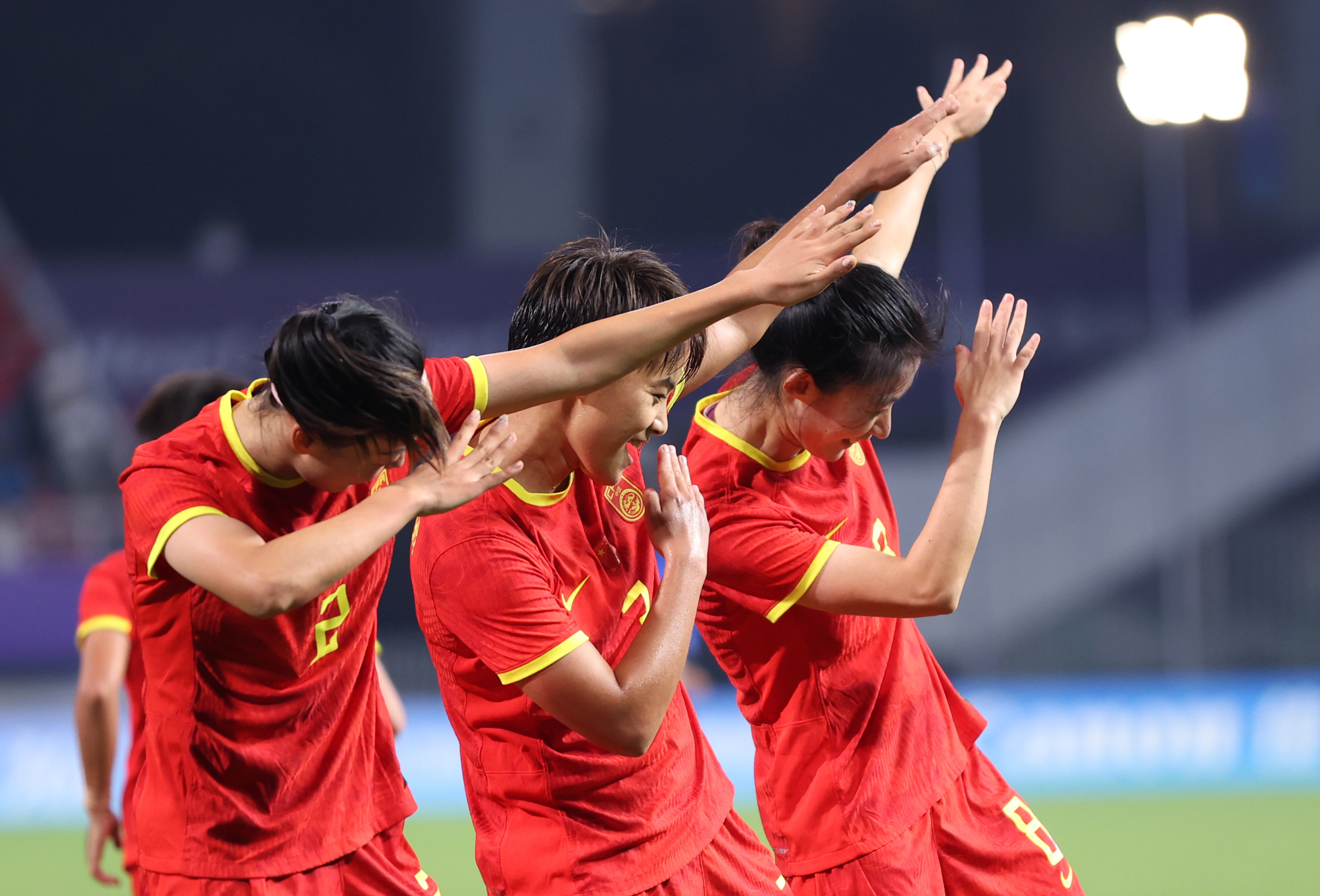 日本女足战胜中国队晋级奥运半决赛