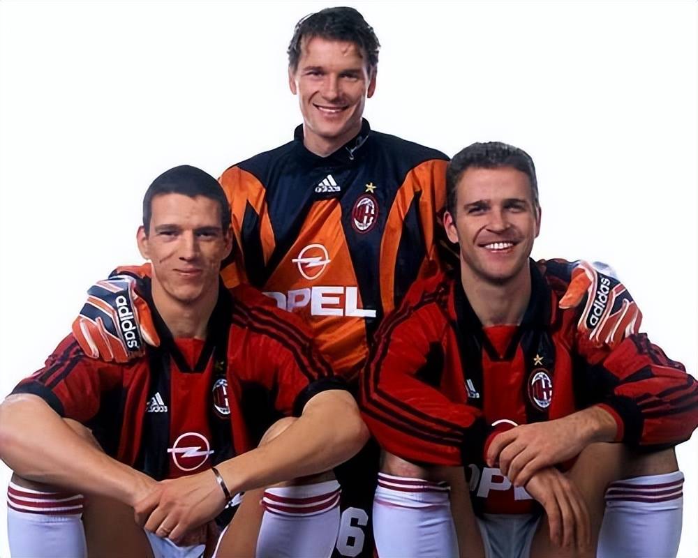 关于AC米兰教练团队欲调整战术,求胜欲望强烈的信息 关于AC米兰教练团队欲调整战术,求胜欲望强烈的信息