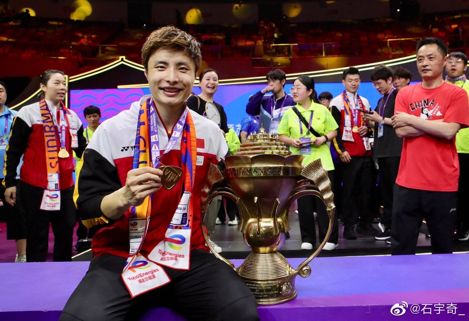 法国队碾压印尼队，石宇奇扛起全队