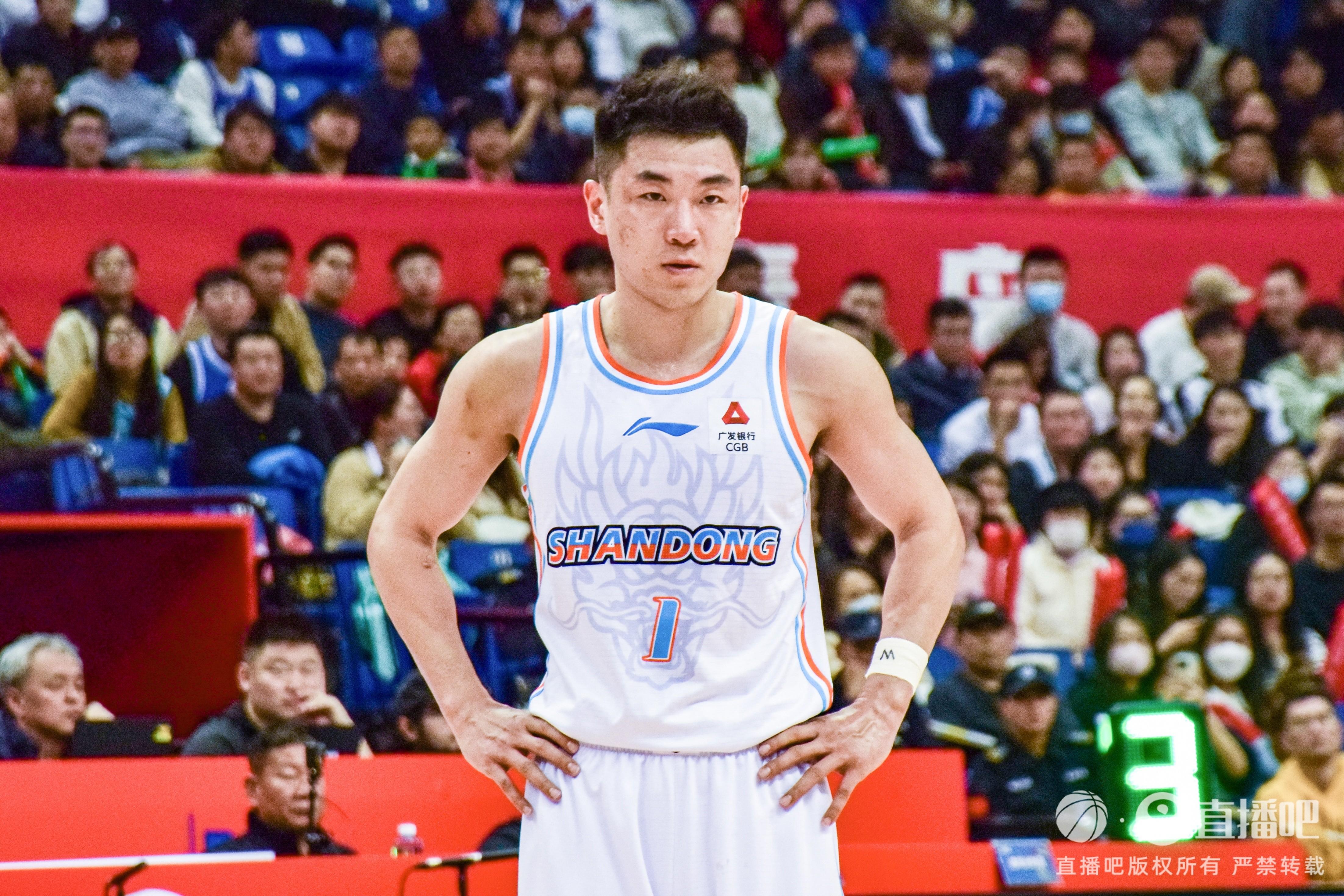 国王完胜浙江队，高诗岩状态火热