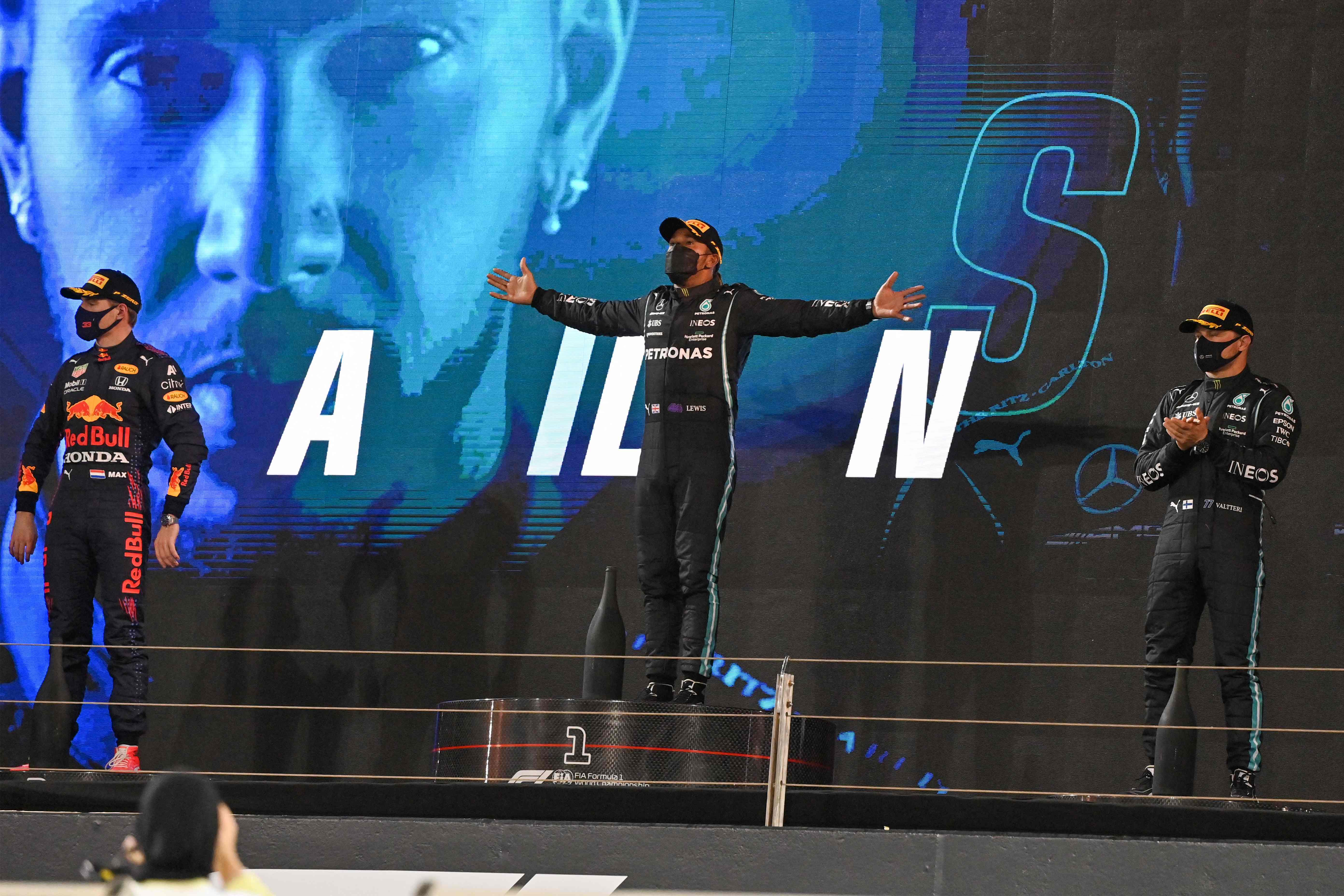 红牛二队绝杀梅赛德斯，汉密尔顿高光表现